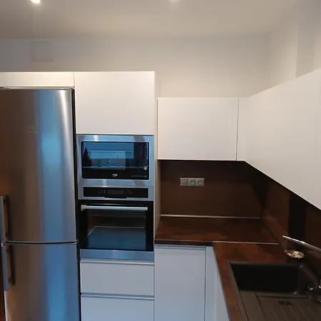 Apartman Laurin زيلينا