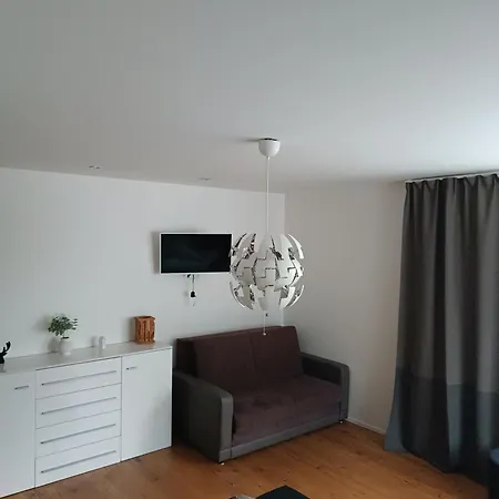 Apartman Laurin شقة